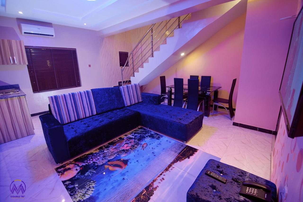 Double M Exquisite Suites And Lounge Lekki Ogombo Exteriér fotografie